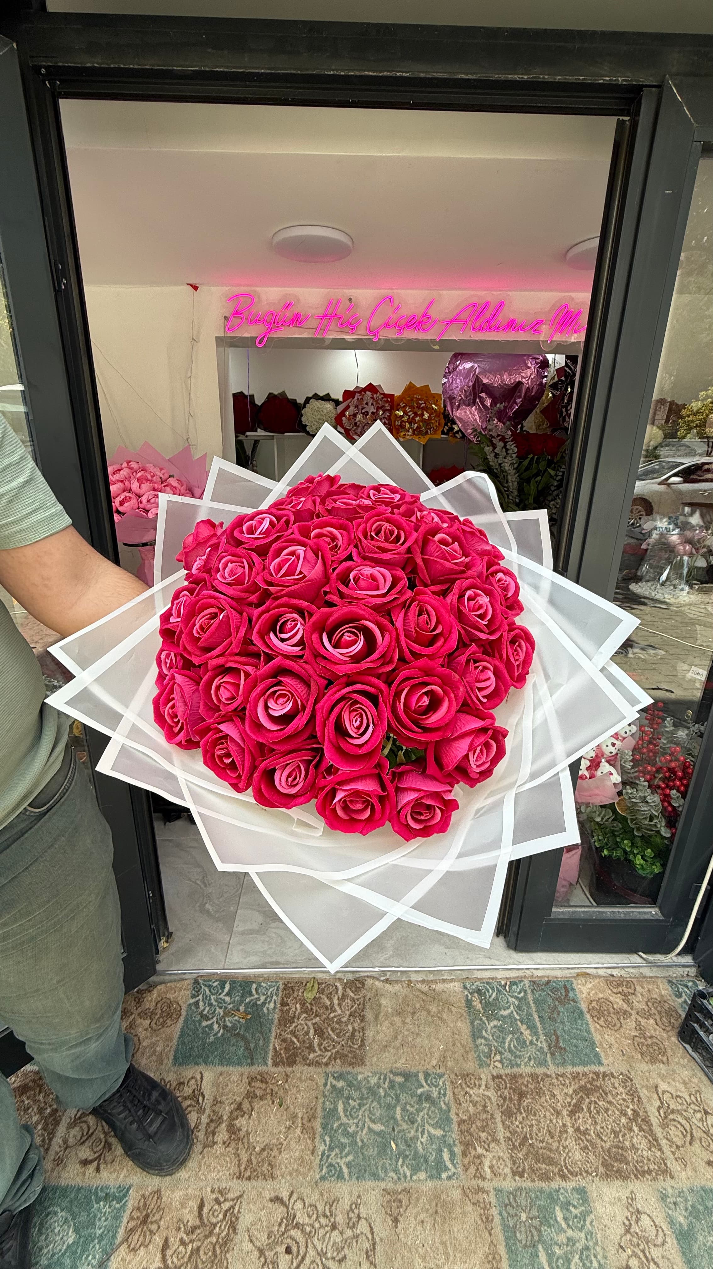 YAPAY GÜL BUKETLERİ 40LI (KIRMIZI-BEYAZ-PEMBE-SARI)
