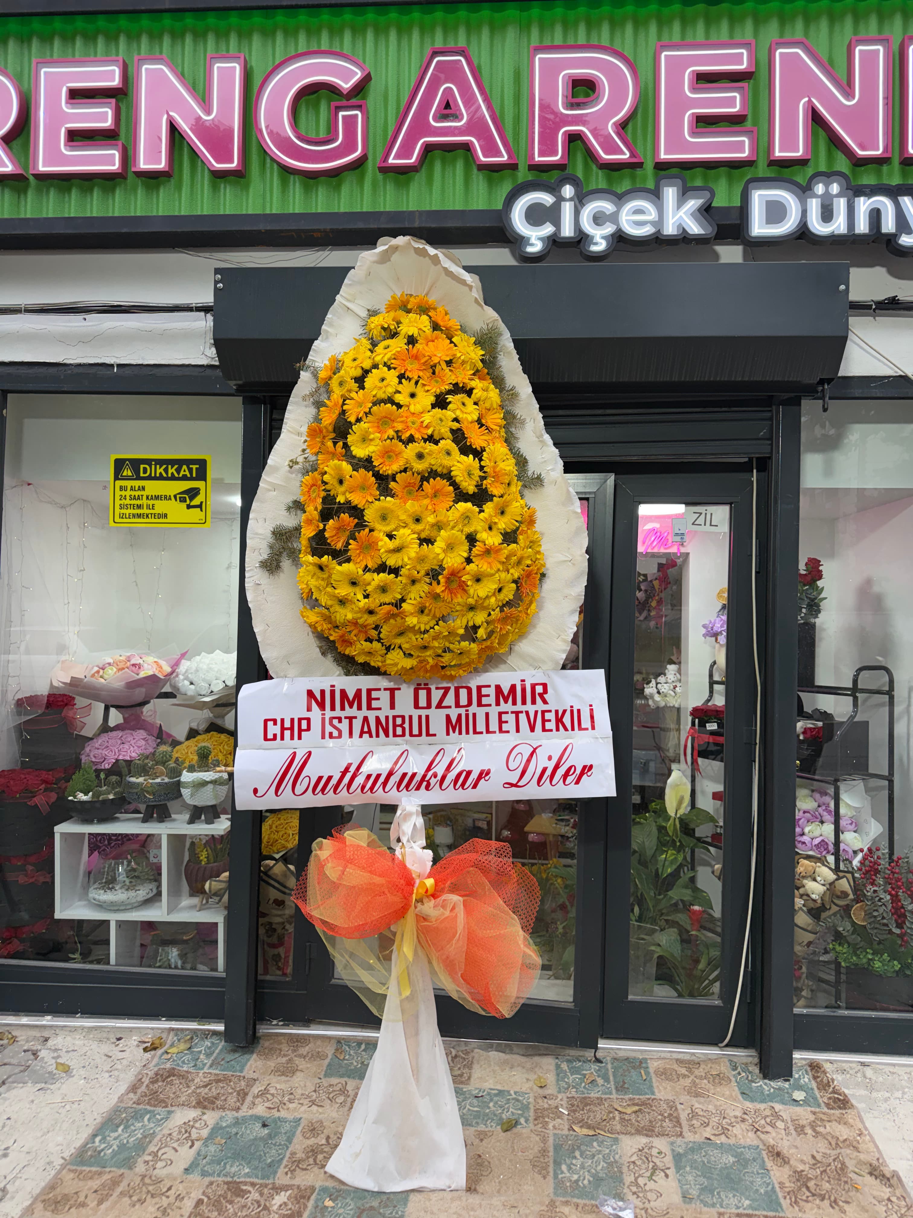 1 KATLI CANLI ÇELENK