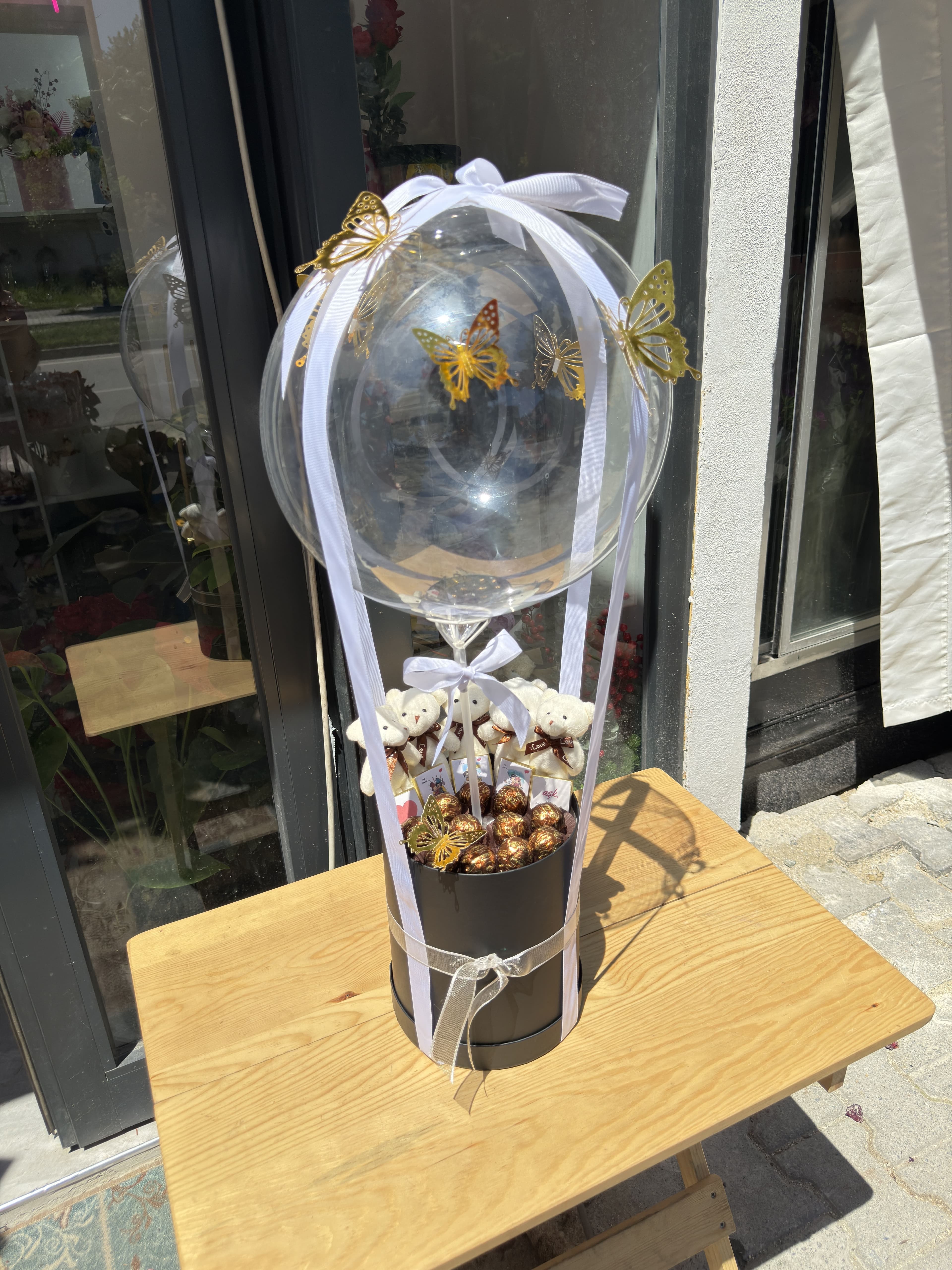 UÇAN BALON KONSEPT KUTULU ÇİKOLATA 2